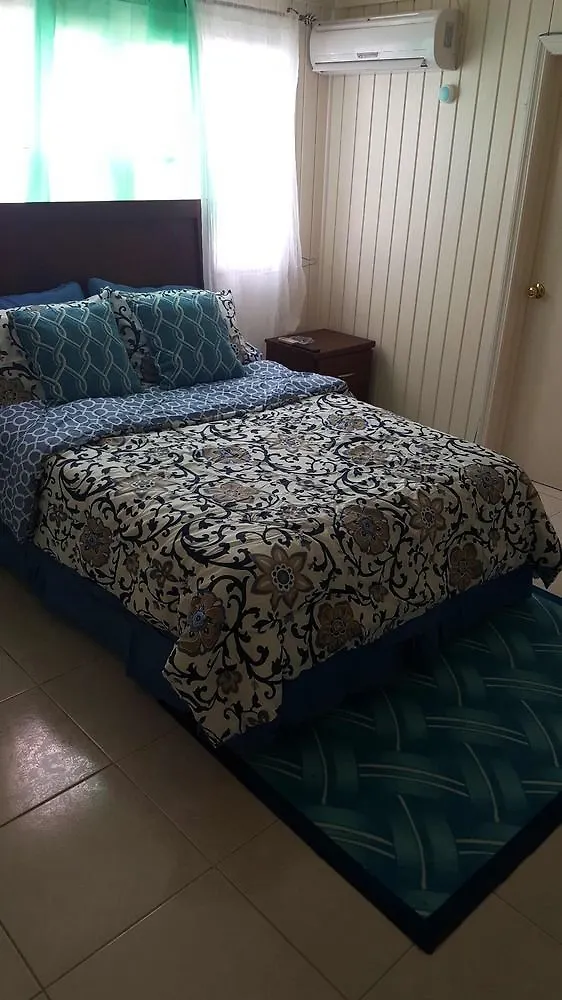 Great Exuma Beachouse Calvin Hill Hotel