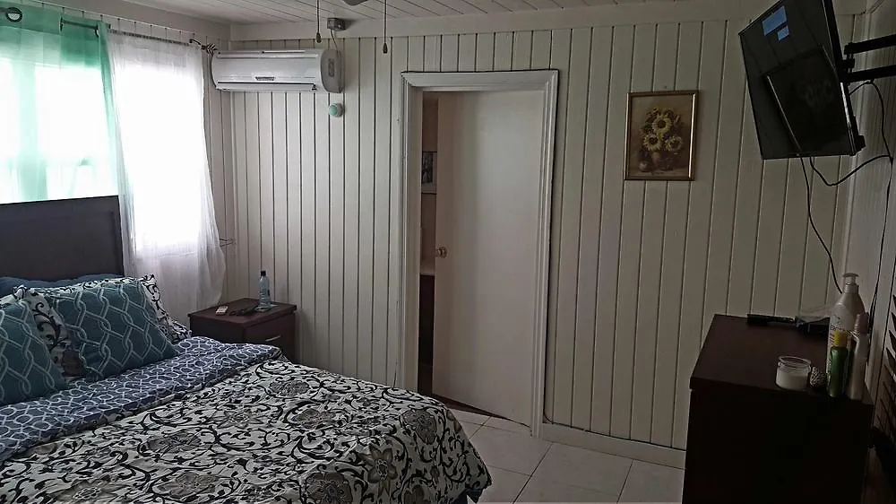 Great Exuma Beachouse Calvin Hill